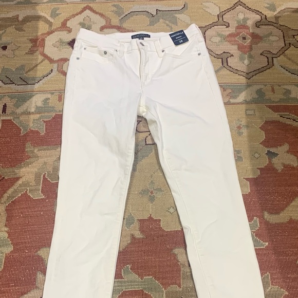 J Crew 28/30  Mercantile Mid Rise Skinny Jeans in Frost White Denim - Picture 3 of 6